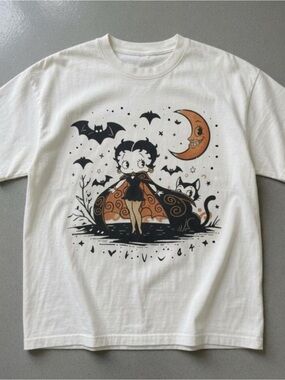 Gildan White Kids Betty Boop Halloween Graphic Tee with Orange Moon